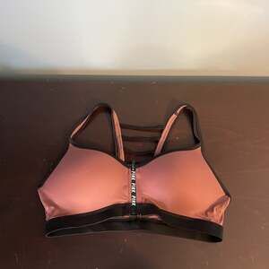 PINK Victoria's Secret Ultimate Push-up Sports Bra Front Zip Pink